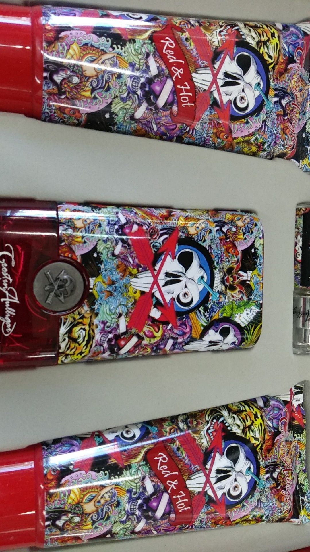 CROSTIN AUGILLAN RED & HOT GIFT SET